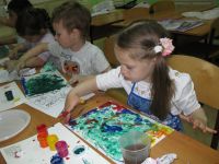 Первые дни летней площадки для дошкольников.