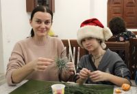 Всей общиной готовим наш храм ко встрече Богомладенца Христа! 