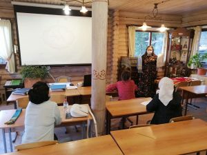 Начало занятий в школе церковной вышивки