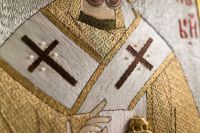 Хоругвь с иконой Павлина Милостивого